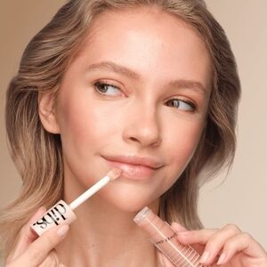 DIBS Beauty Go To Glossy Balm – Kiss Me Quick - Brand NEW MSRP$24